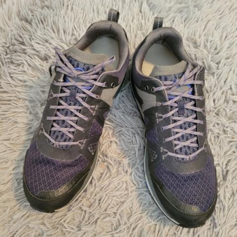 L.L. Bean Trail sneakers Men's Size 9.5